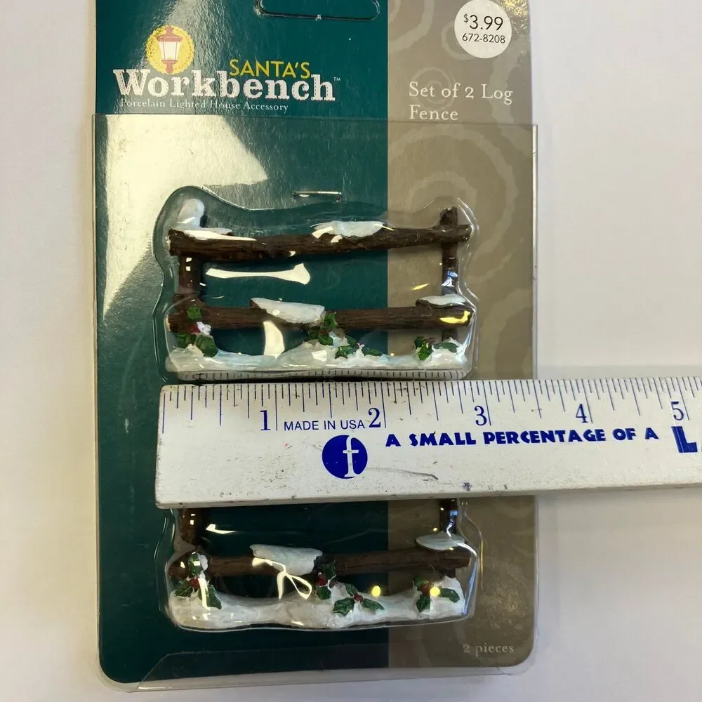 2003 Santa's Workbench Set Of 2 Log Fence Novelty House Accessory